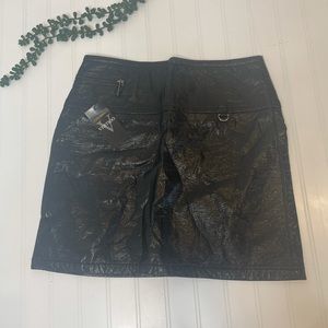 Vertigo Paris skirt women’s size 4 small s black faux leather NWT new $160